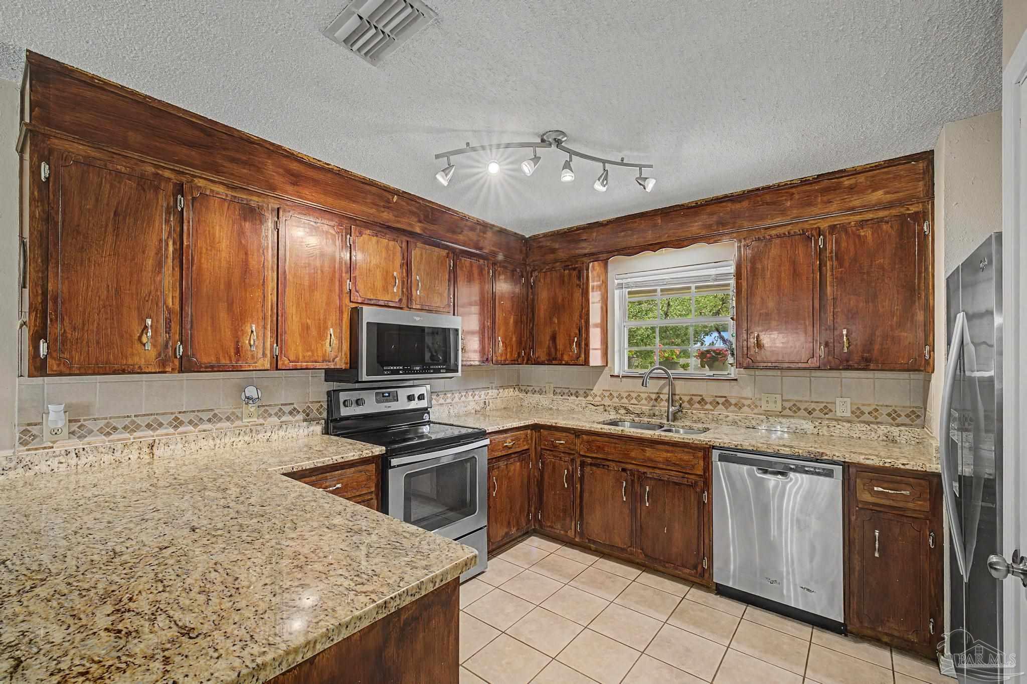 10563 Fair Pine Drive Pensacola FL 32506