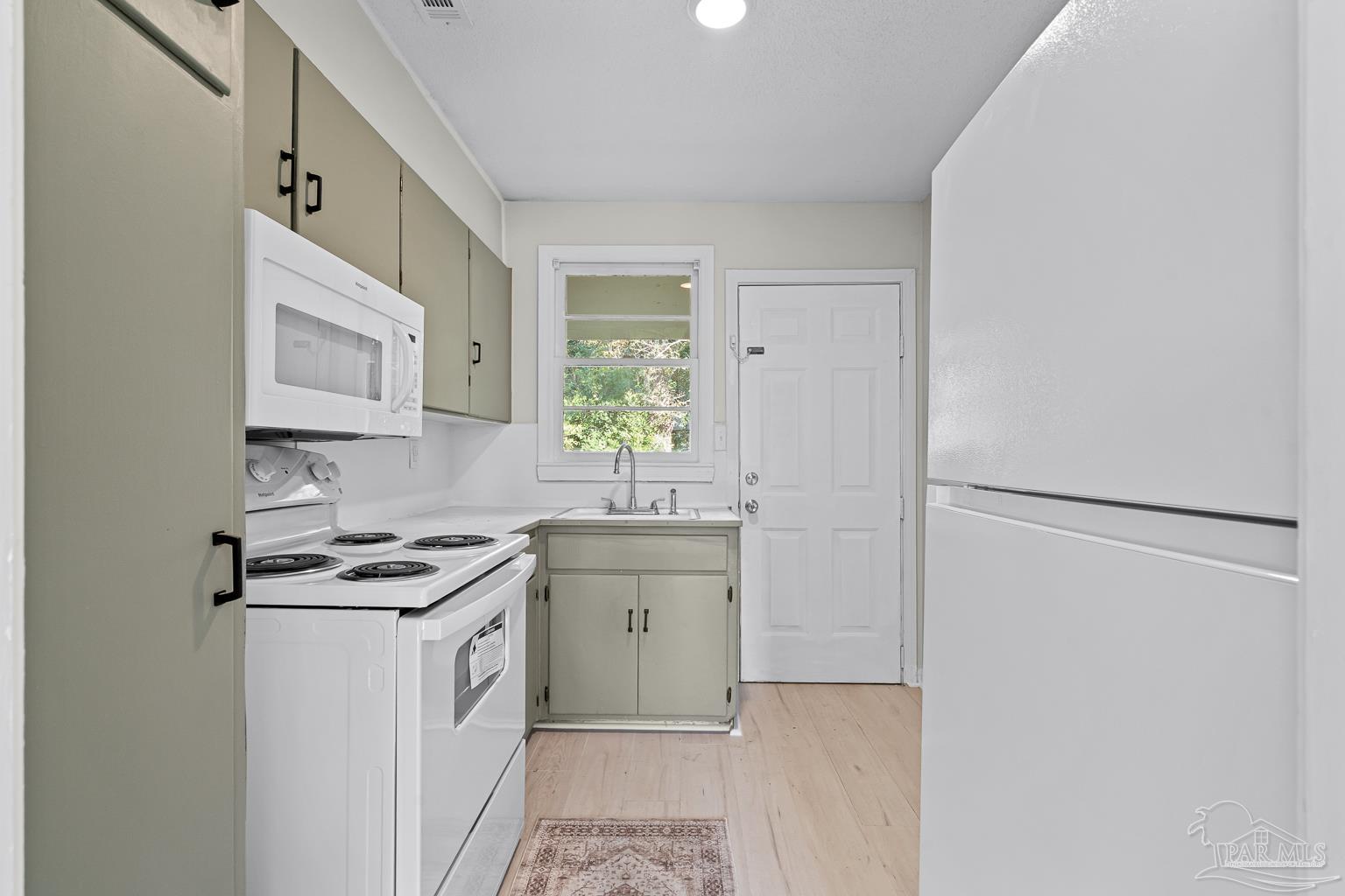 118 Alice Street Pensacola FL 32505