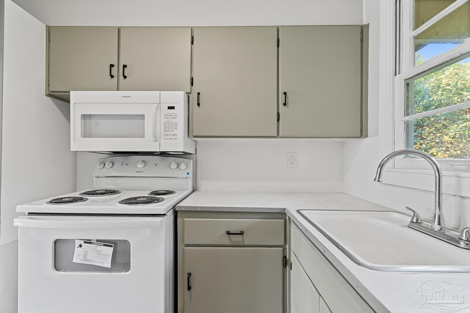 118 Alice Street Pensacola FL 32505