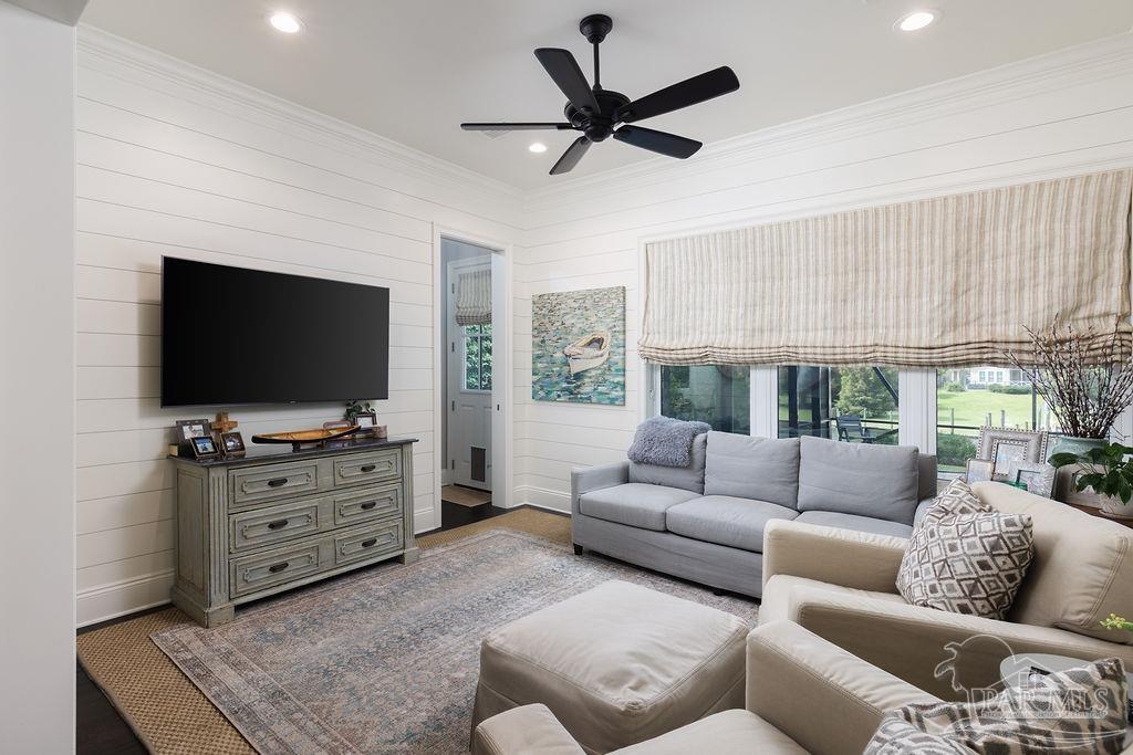 128 Highpoint Drive Gulf Breeze FL 32561