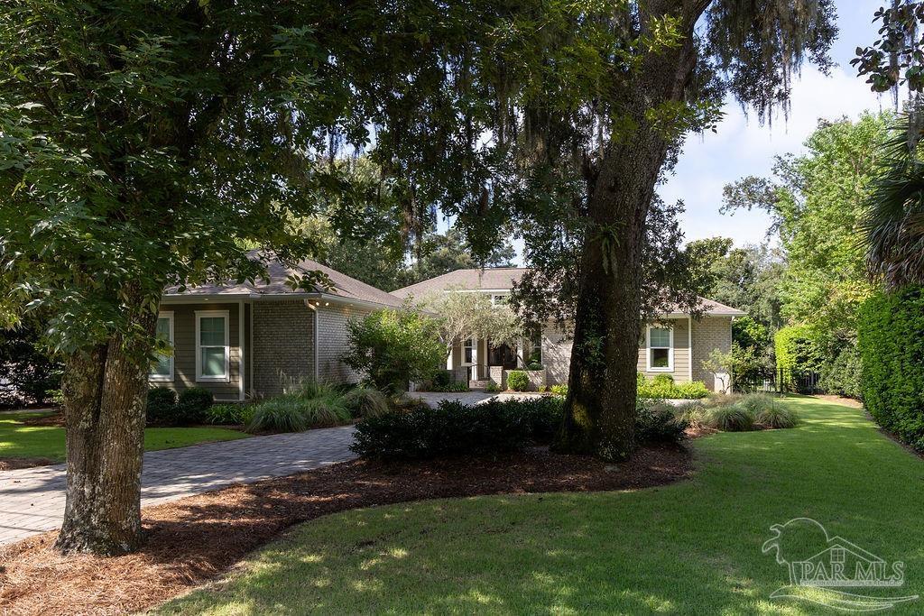 128 Highpoint Drive Gulf Breeze FL 32561