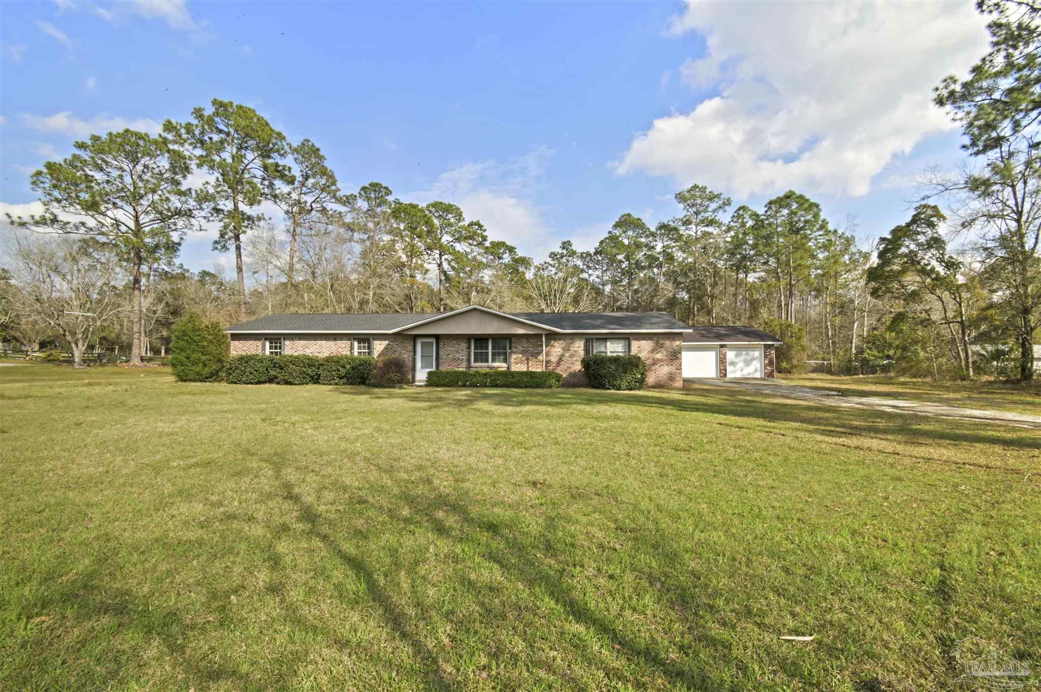 2266 Stallion Road Cantonment FL 32533