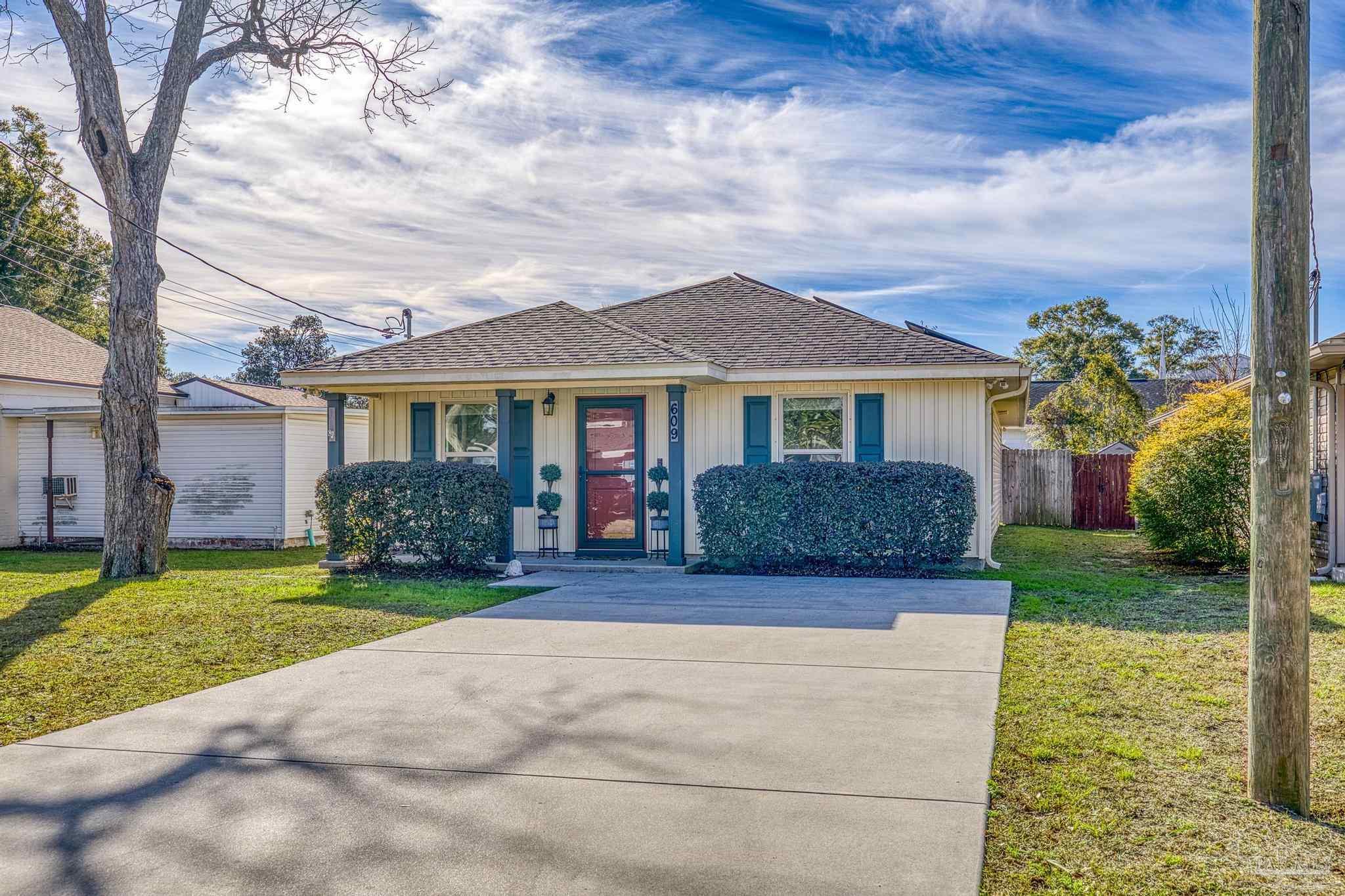 609 E Fisher Pensacola FL 32503