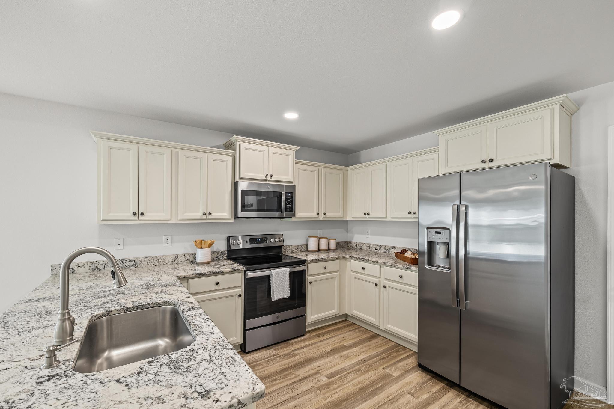 609 E Fisher Pensacola FL 32503