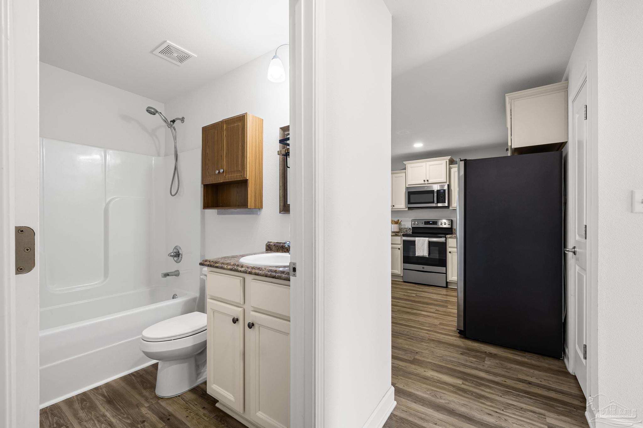 609 E Fisher Pensacola FL 32503