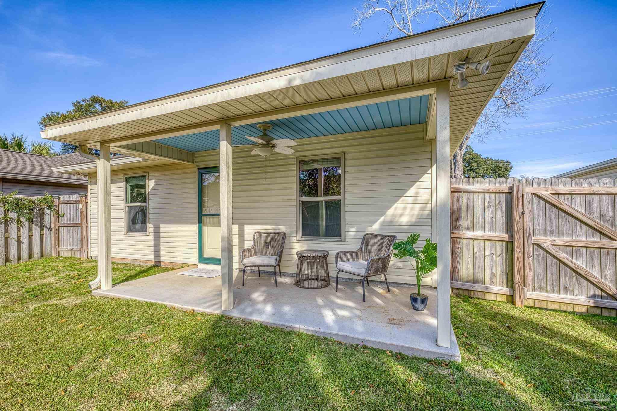 609 E Fisher Pensacola FL 32503
