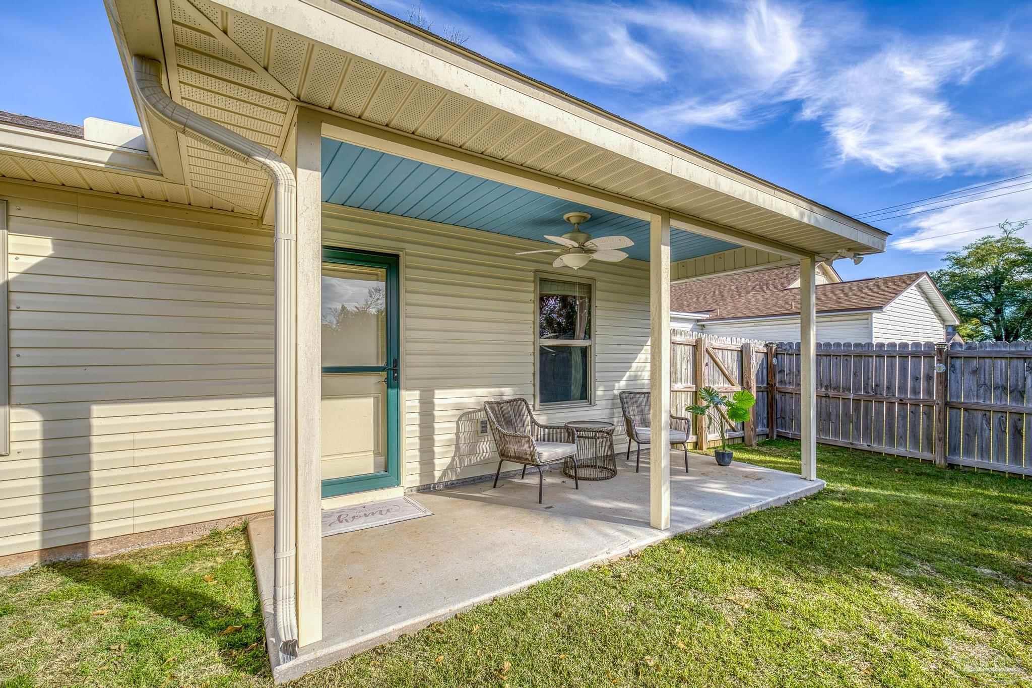 609 E Fisher Pensacola FL 32503