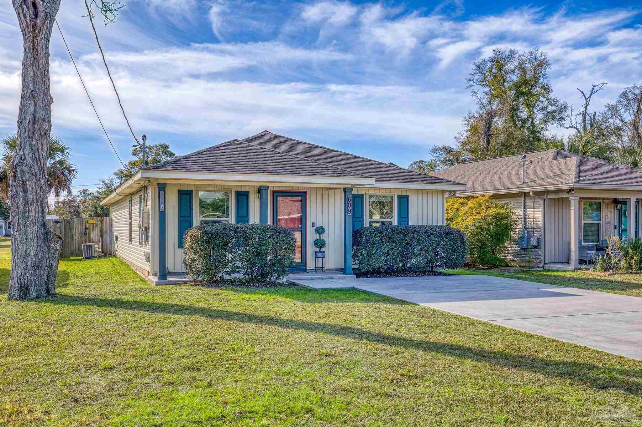 609 E Fisher Pensacola FL 32503
