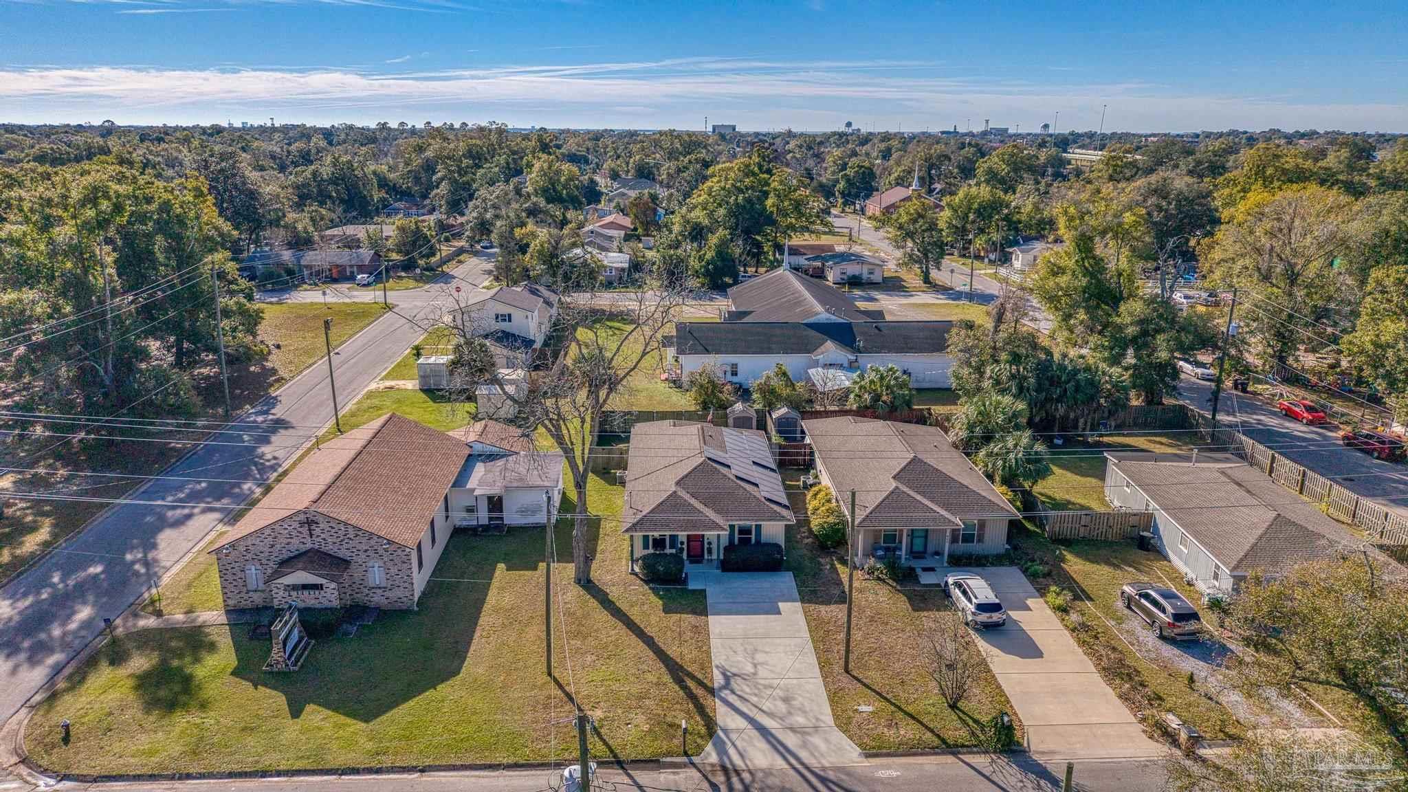 609 E Fisher Pensacola FL 32503