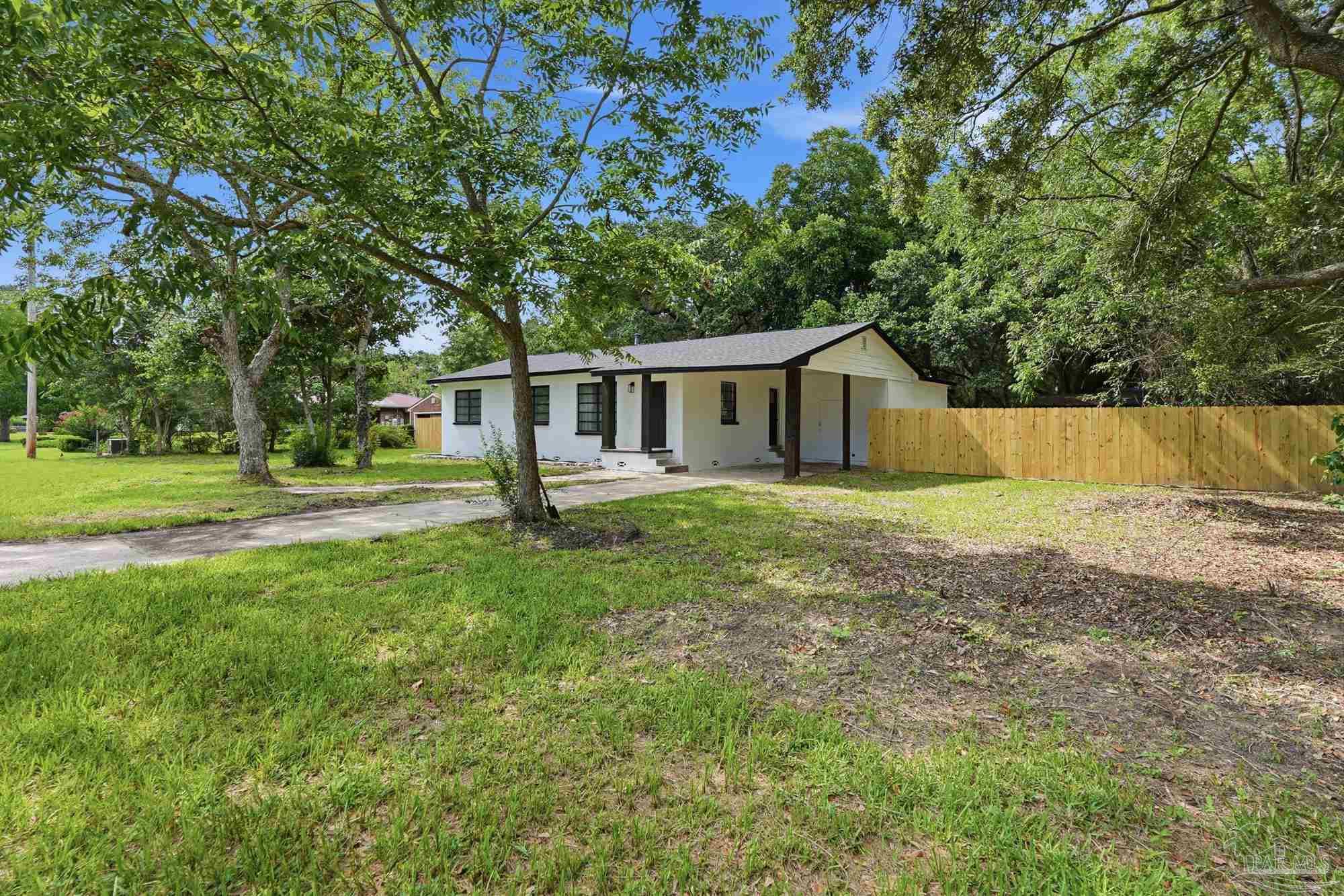 350 Kelson Road Pensacola FL 32514