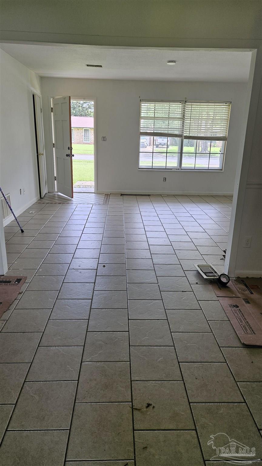 7765 Le Juene Drive Pensacola FL 32514