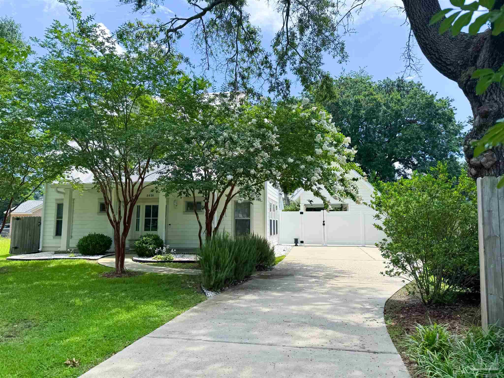2820 N 14th Avenue Pensacola FL 32503
