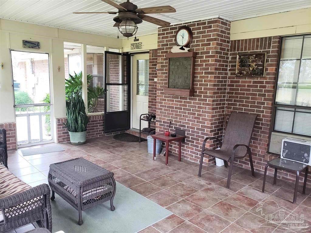 929 New Haven Drive Cantonment FL 32533