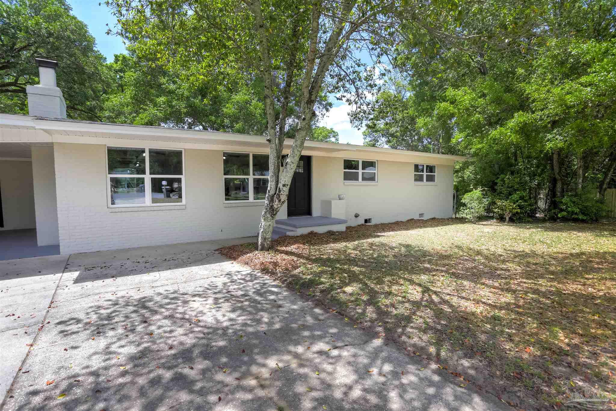 5711 Almax Court Pensacola FL 32506