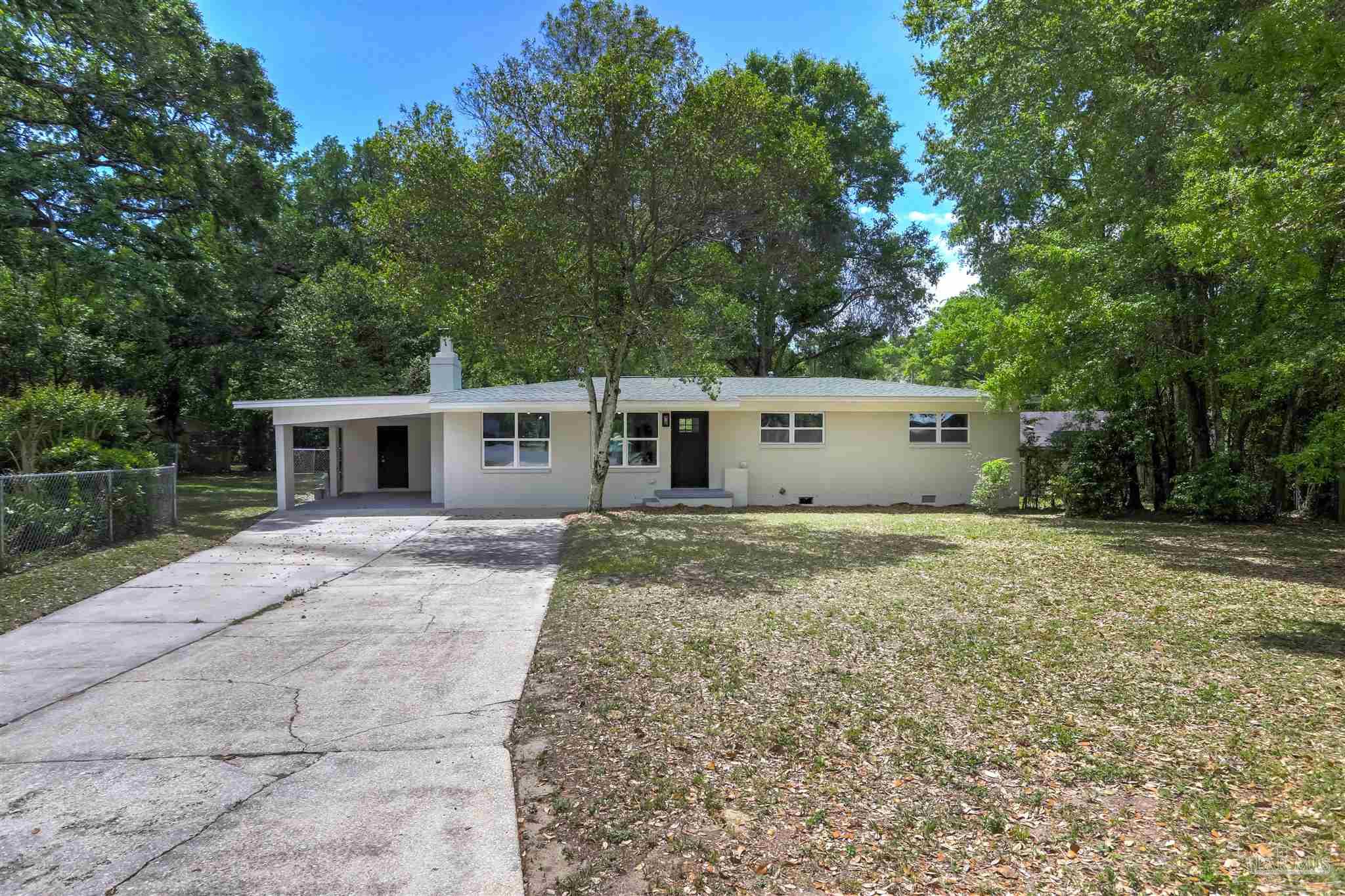 5711 Almax Court Pensacola FL 32506