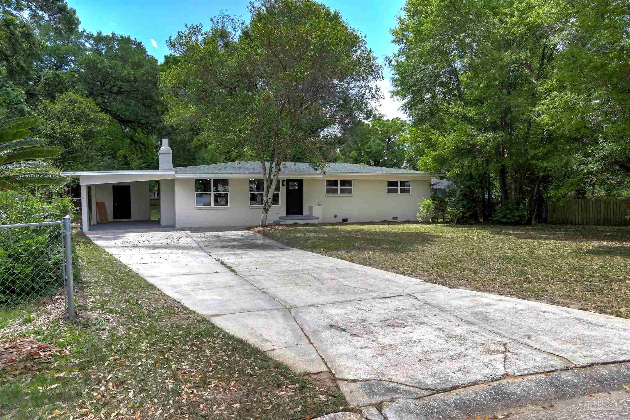 5711 Almax Court Pensacola FL 32506