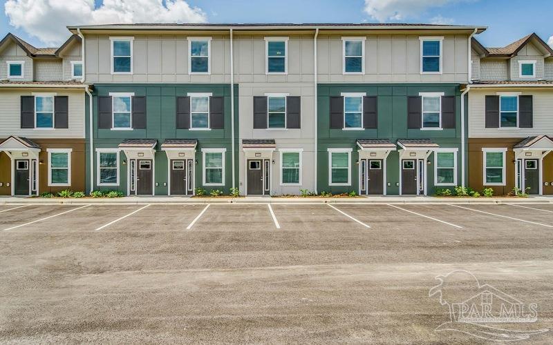 8573 Myslak Way Pensacola FL 32526