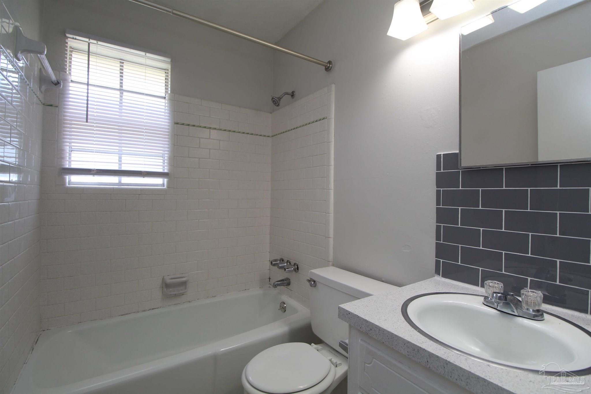 10151 Guidy Ln # 1 Pensacola FL 32514