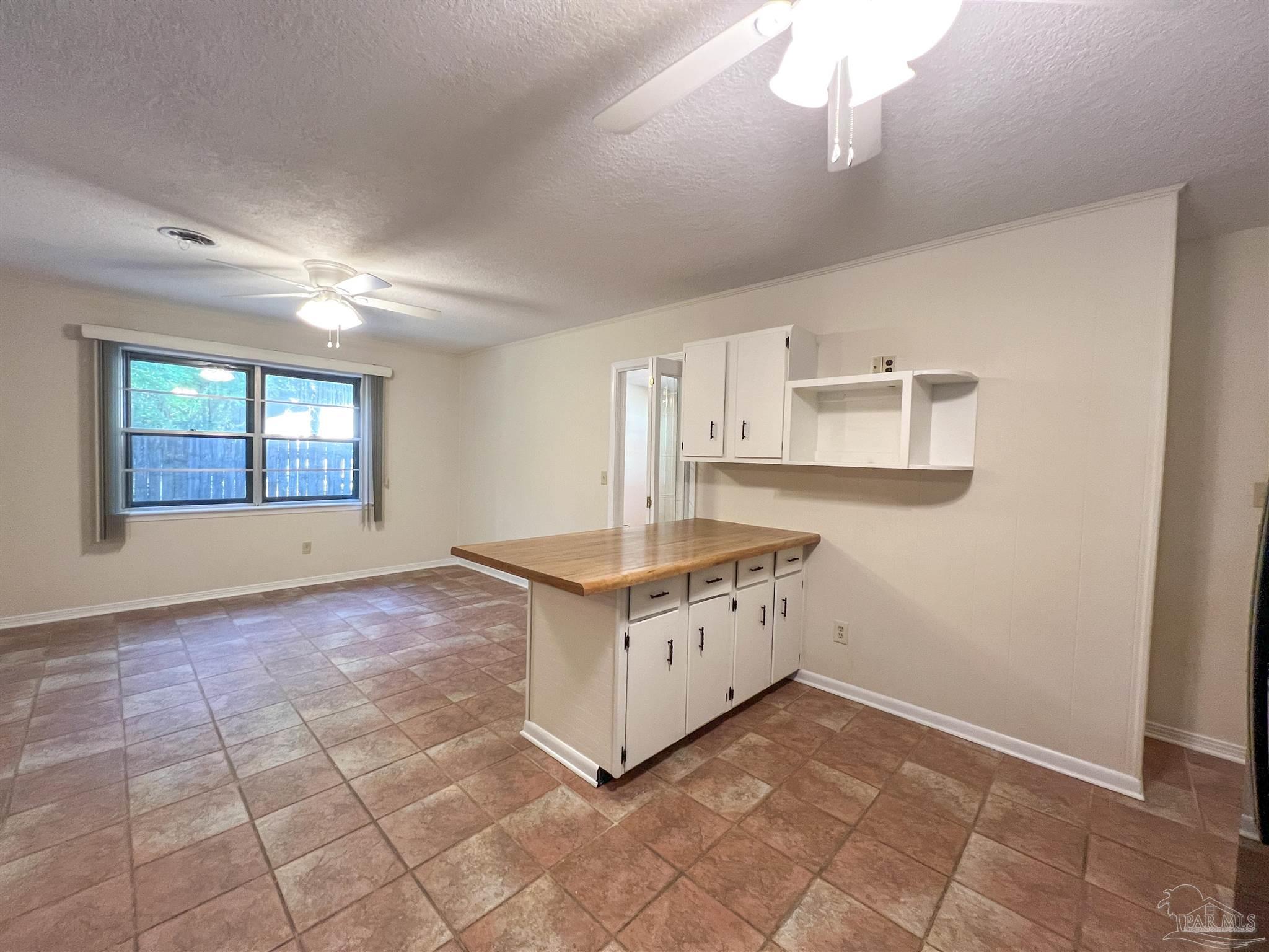 5891 Avondale Road Pensacola FL 32526