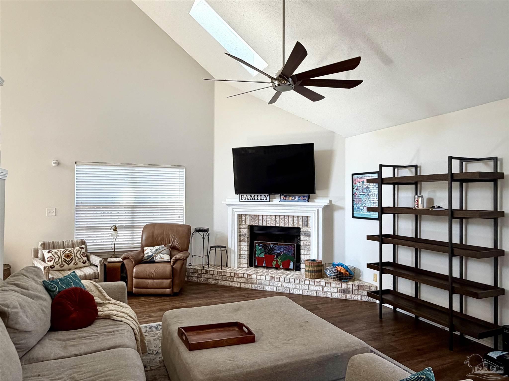 3110 Leesburg Square Pensacola FL 32504