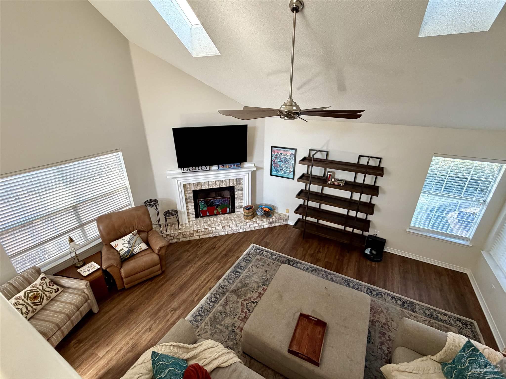 3110 Leesburg Square Pensacola FL 32504