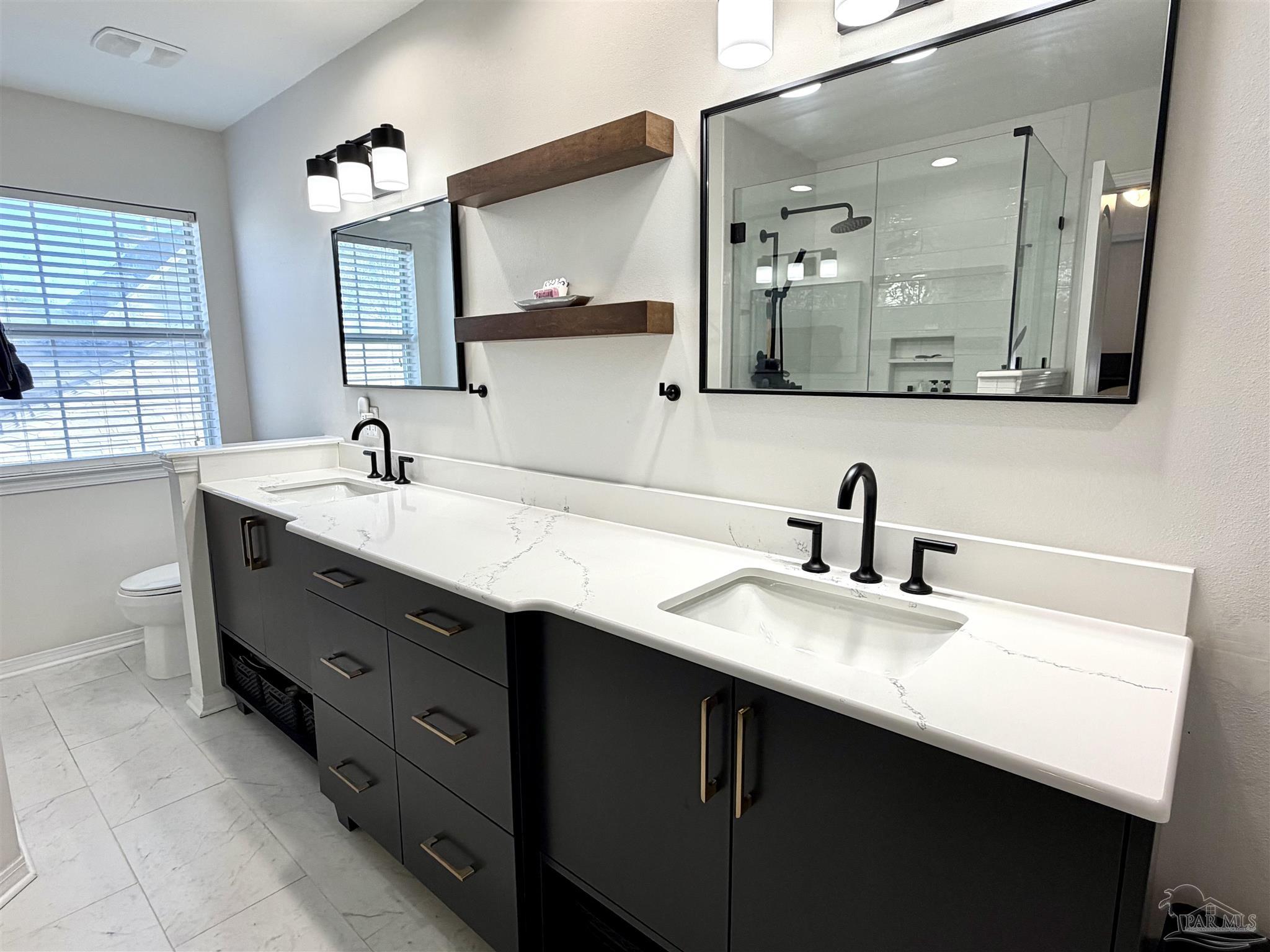 3110 Leesburg Square Pensacola FL 32504