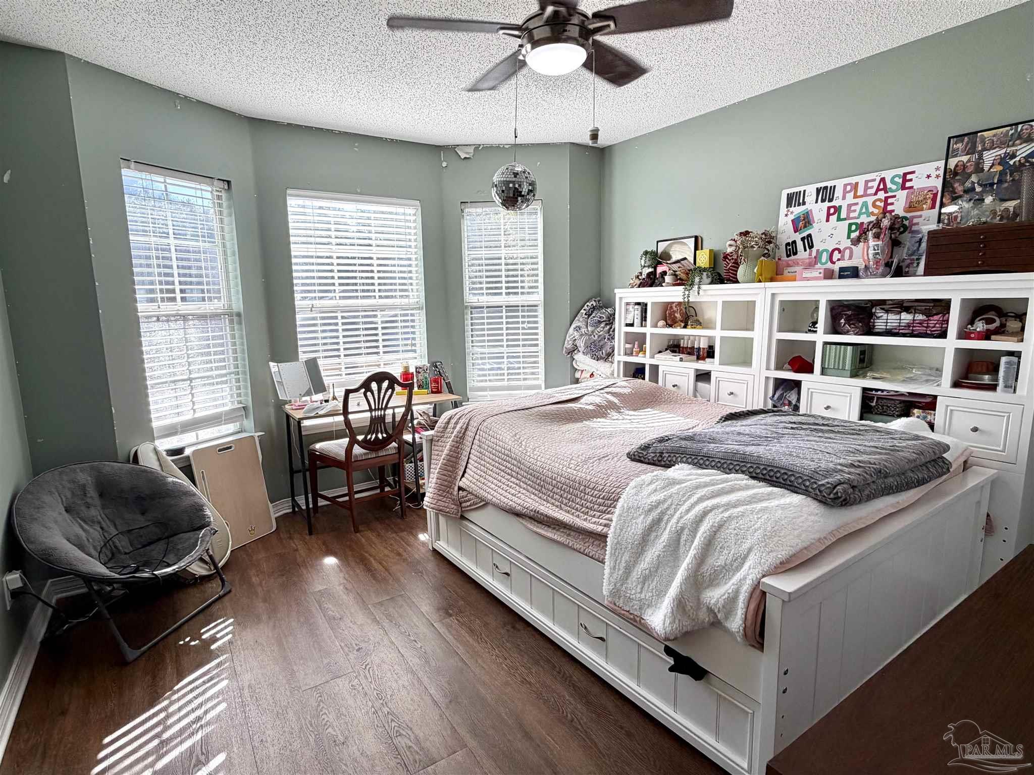 3110 Leesburg Square Pensacola FL 32504