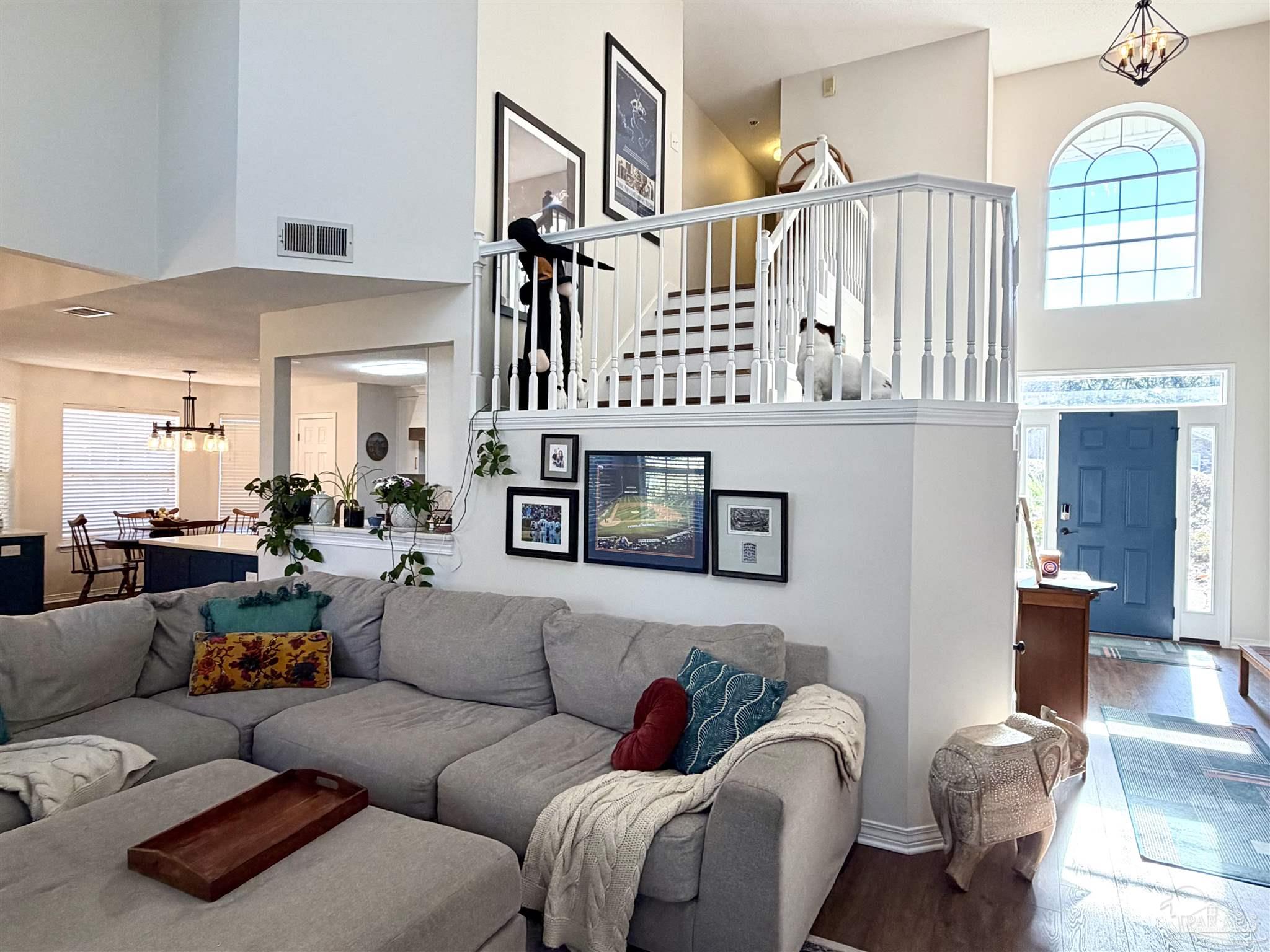 3110 Leesburg Square Pensacola FL 32504