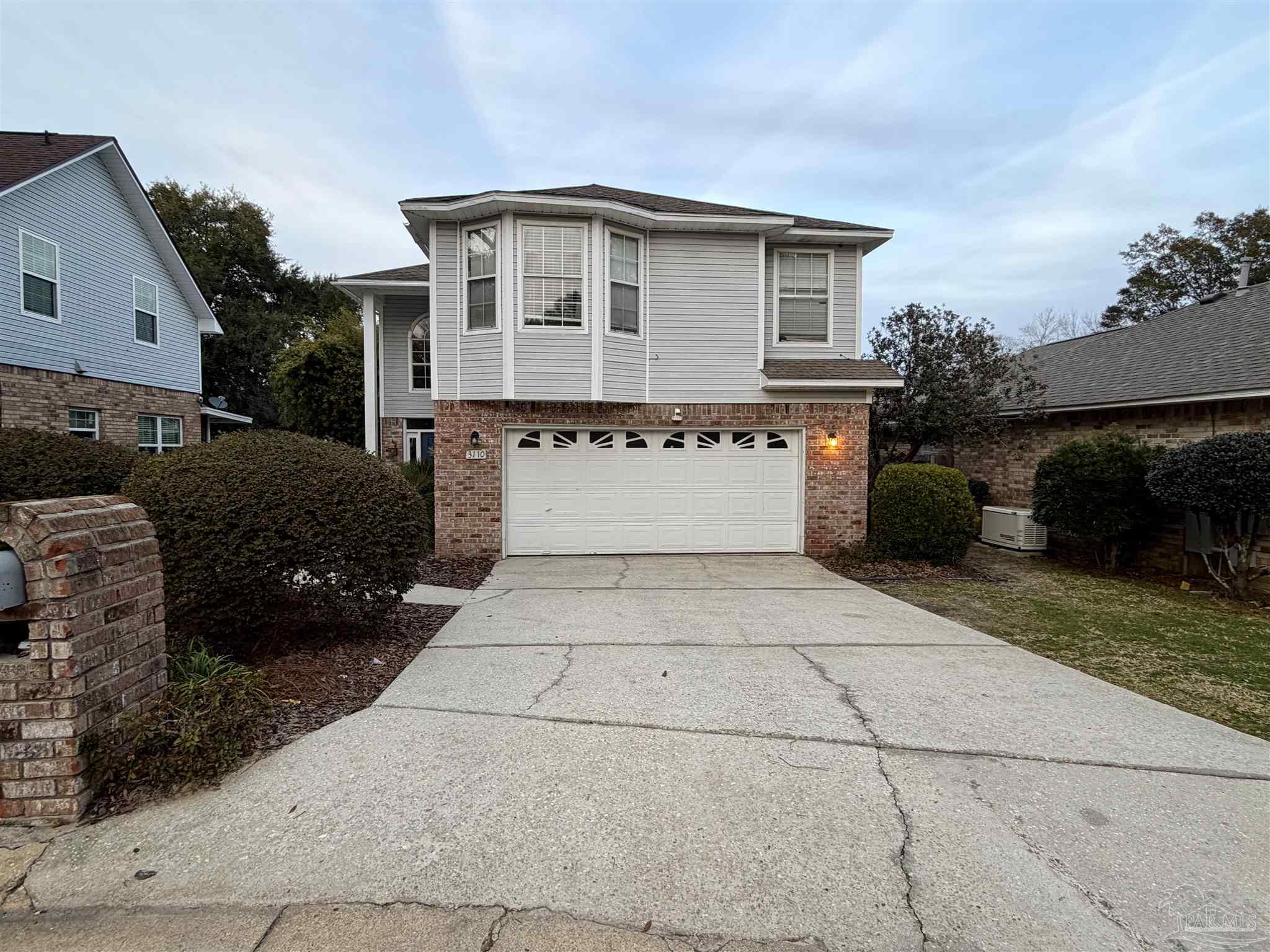 3110 Leesburg Square Pensacola FL 32504