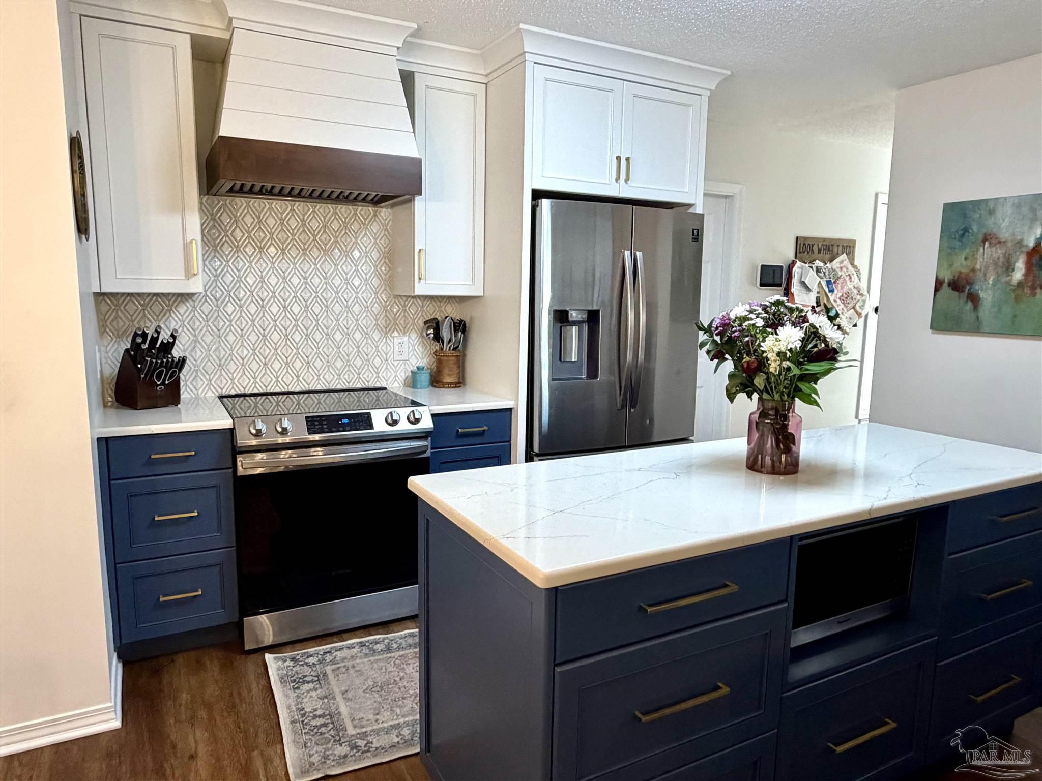3110 Leesburg Square Pensacola FL 32504