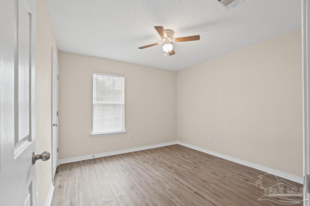 2040 E Roberts Road Pensacola FL 32534