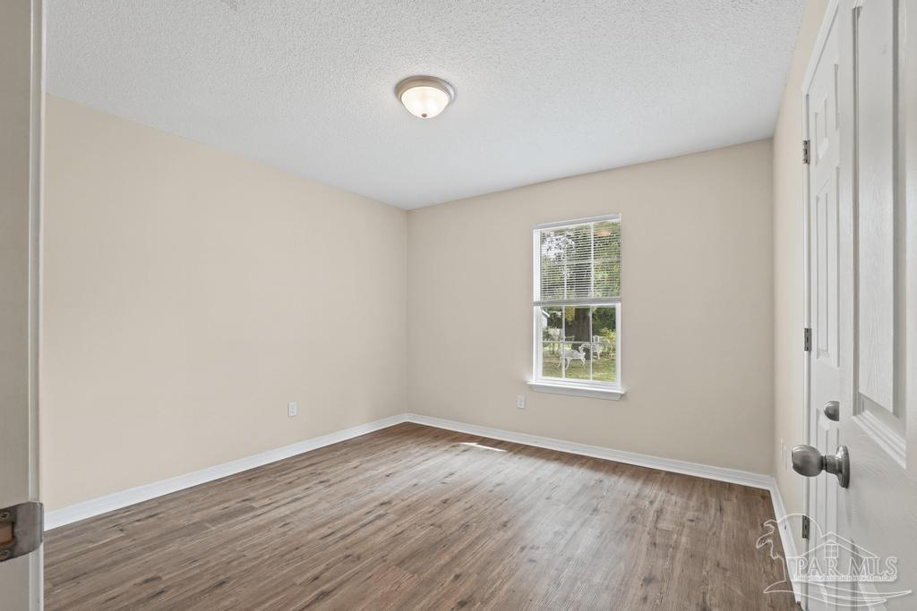 2040 E Roberts Road Pensacola FL 32534