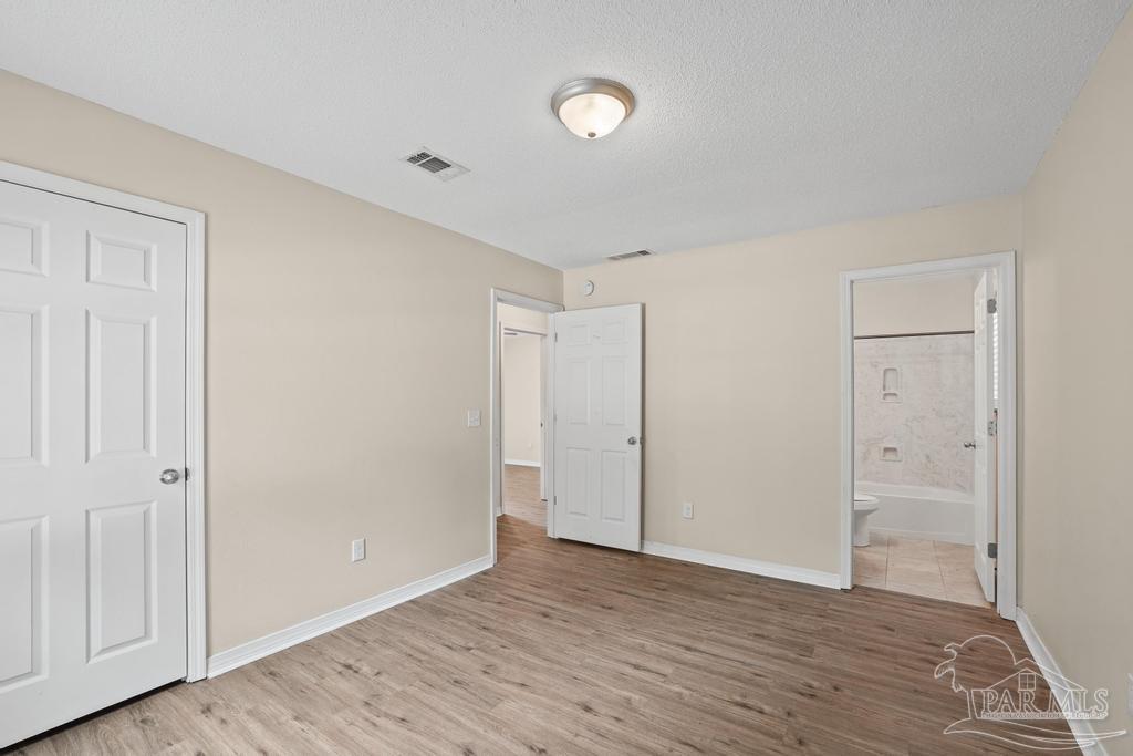2040 E Roberts Road Pensacola FL 32534