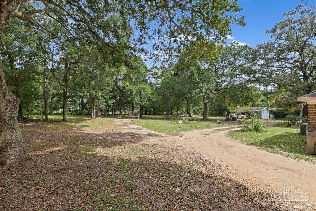 2040 E Roberts Road Pensacola FL 32534