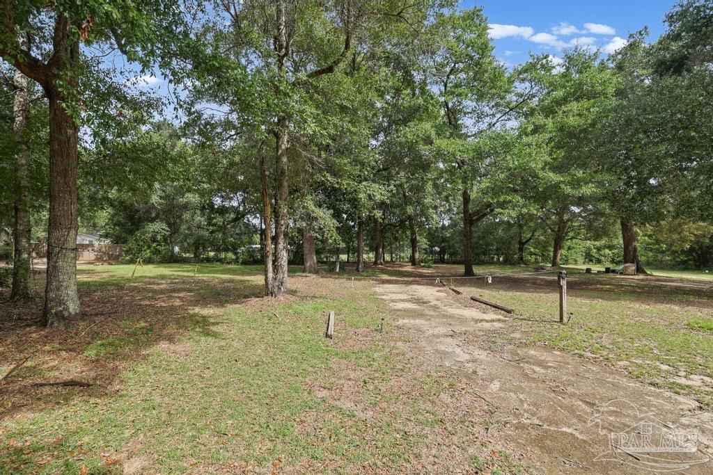 2040 E Roberts Road Pensacola FL 32534