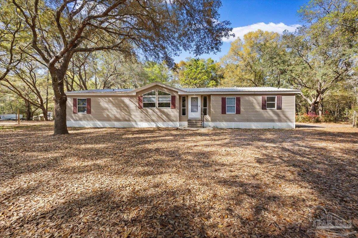 4205 Elvis Presley Drive Milton FL 32583