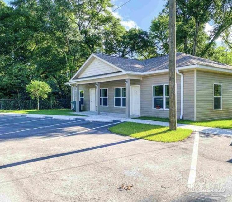 2425 E Johnson Ave # G Pensacola FL 32514