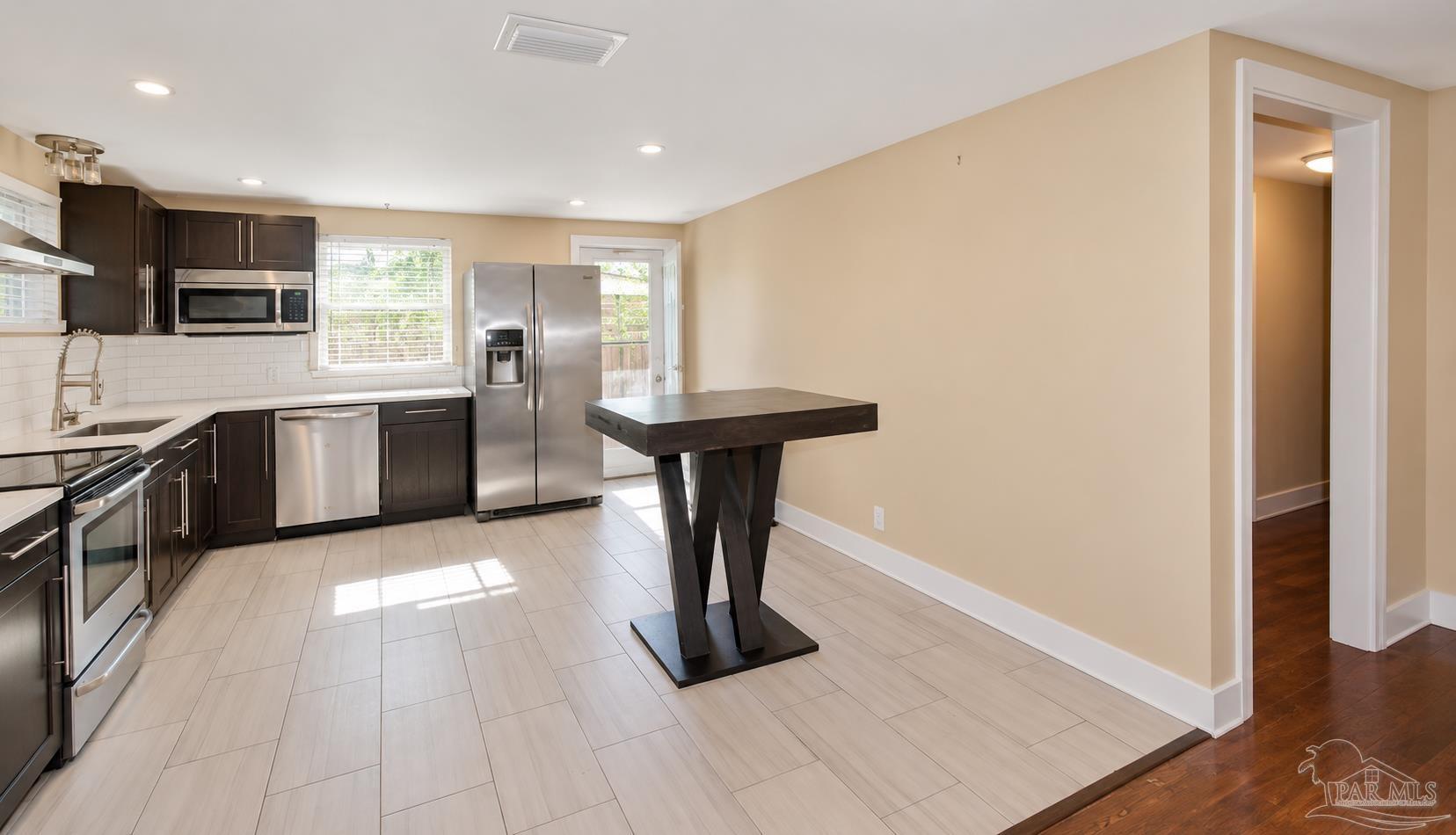 1701 W Romana Street Pensacola FL 32502