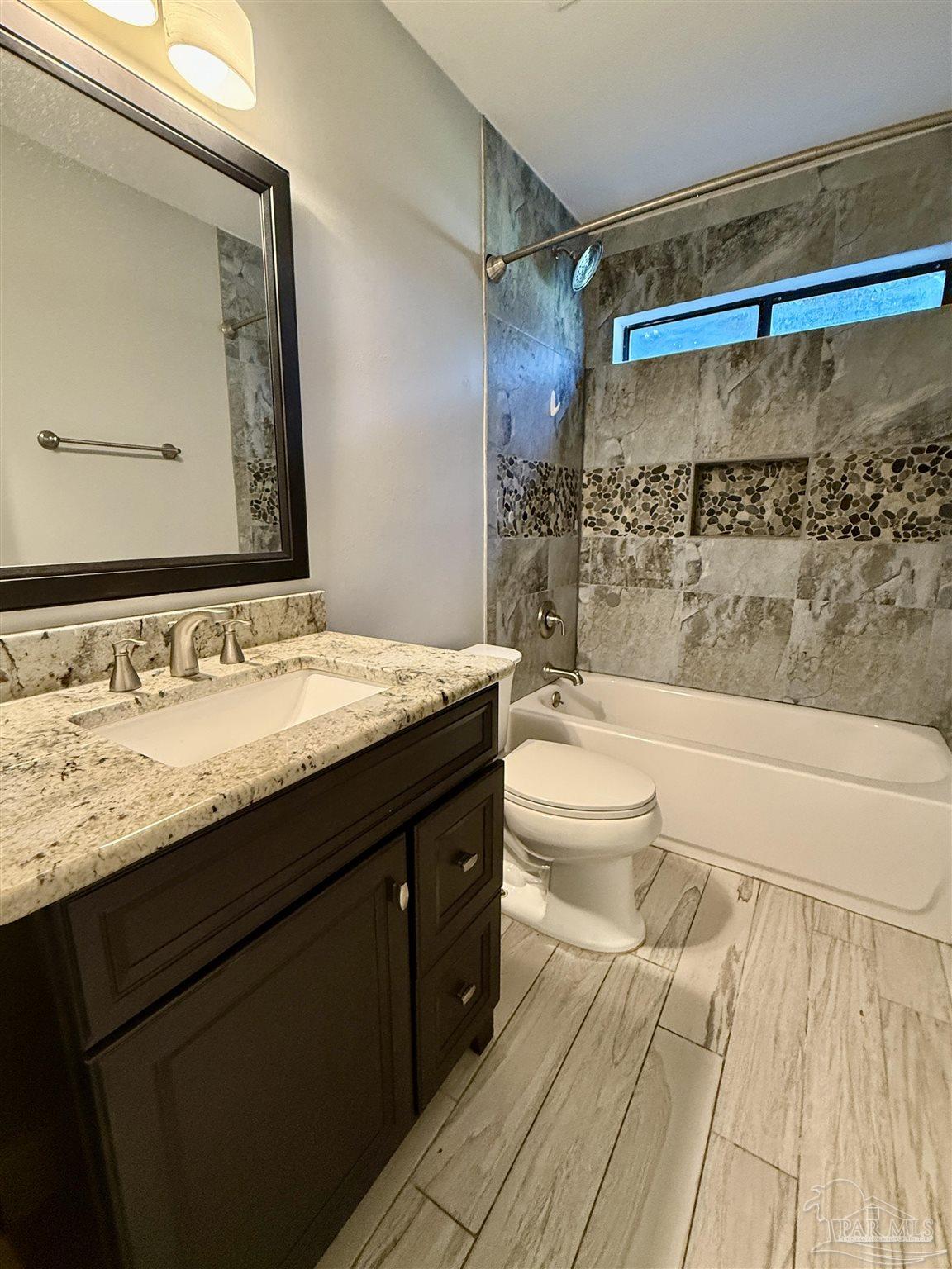 2460 Houston Circle Gulf Breeze FL 32563