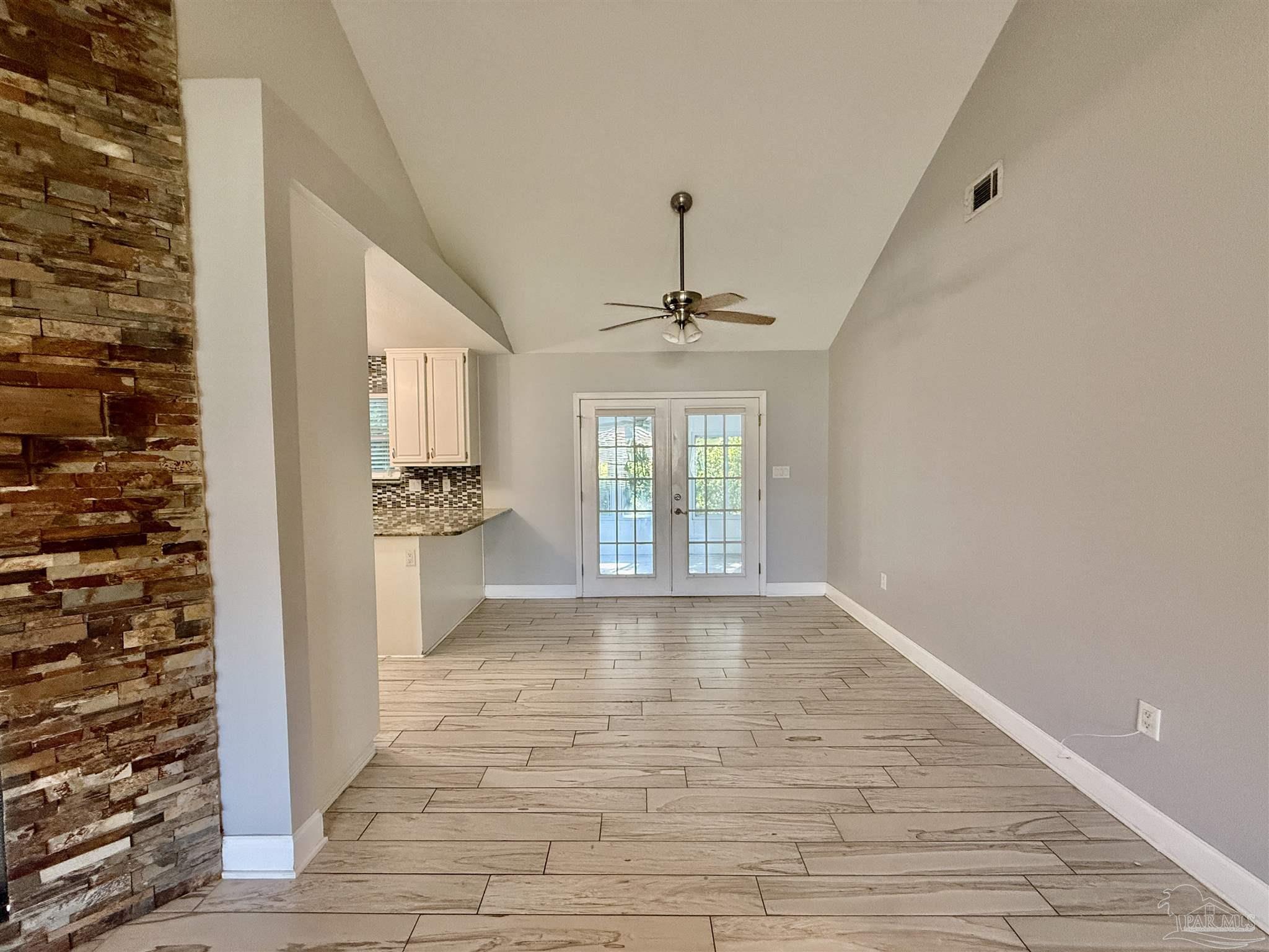 2460 Houston Circle Gulf Breeze FL 32563