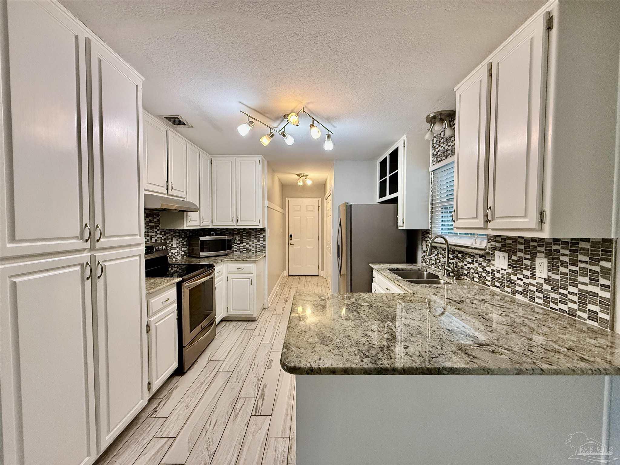 2460 Houston Circle Gulf Breeze FL 32563