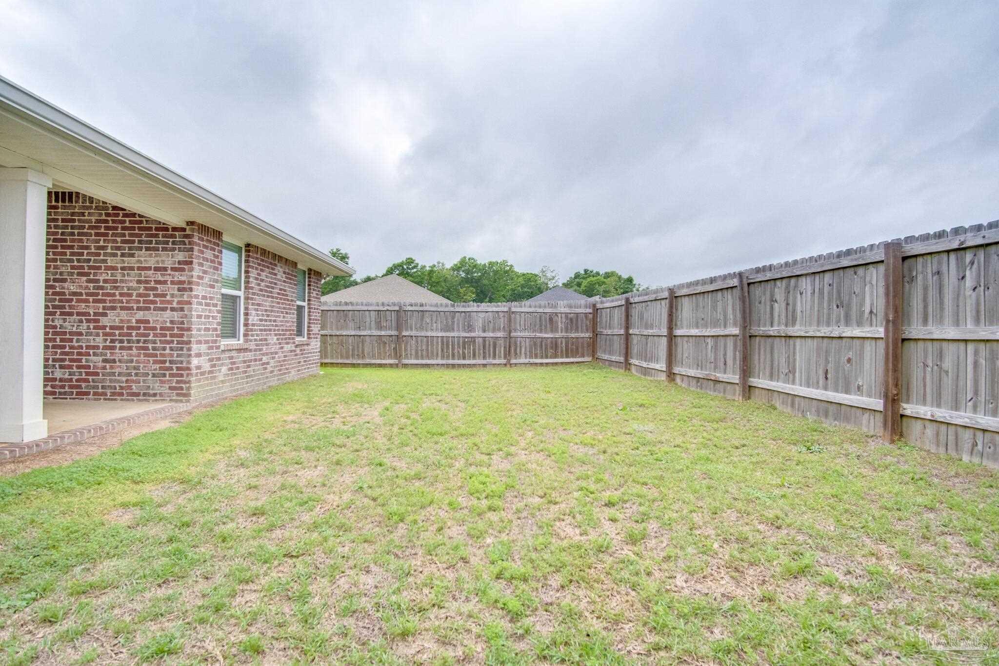 8810 Derby Lane Pensacola FL 32534