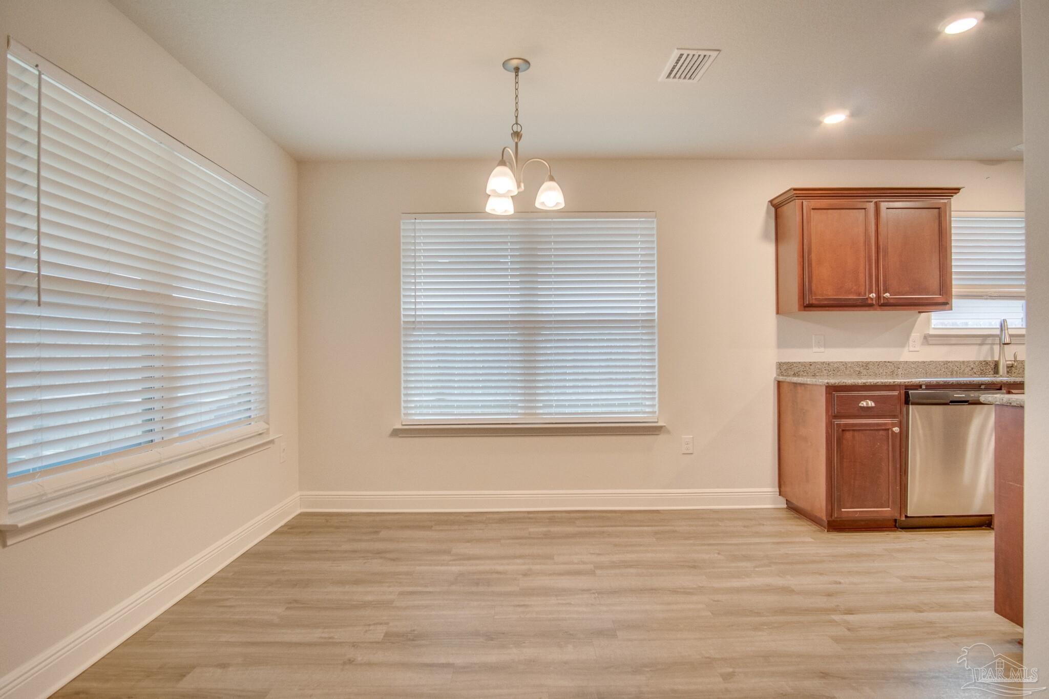 8810 Derby Lane Pensacola FL 32534