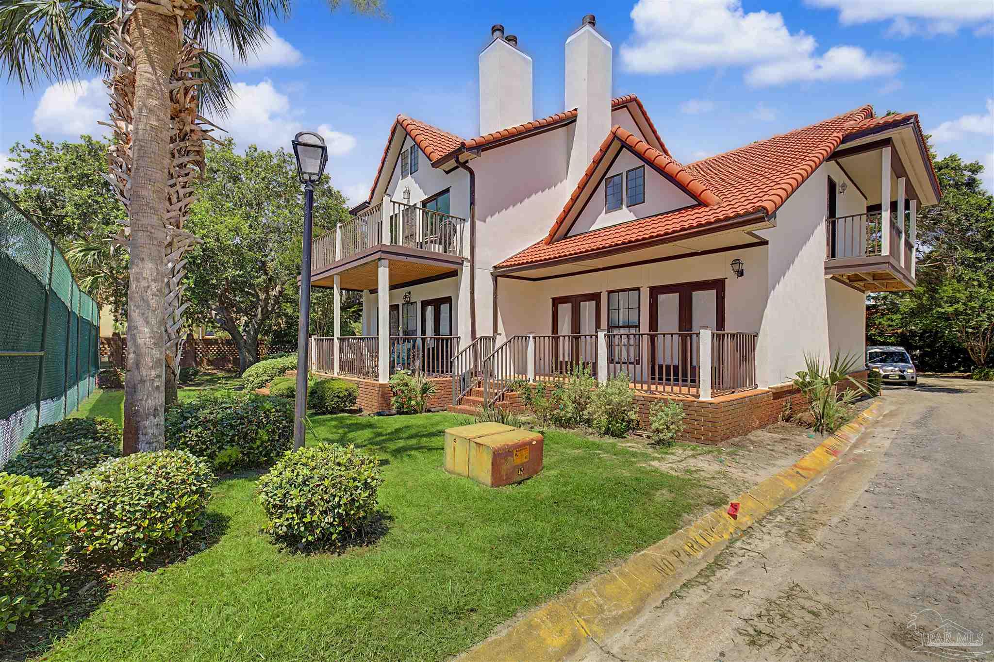 42 Baybridge Drive Gulf Breeze FL 32561