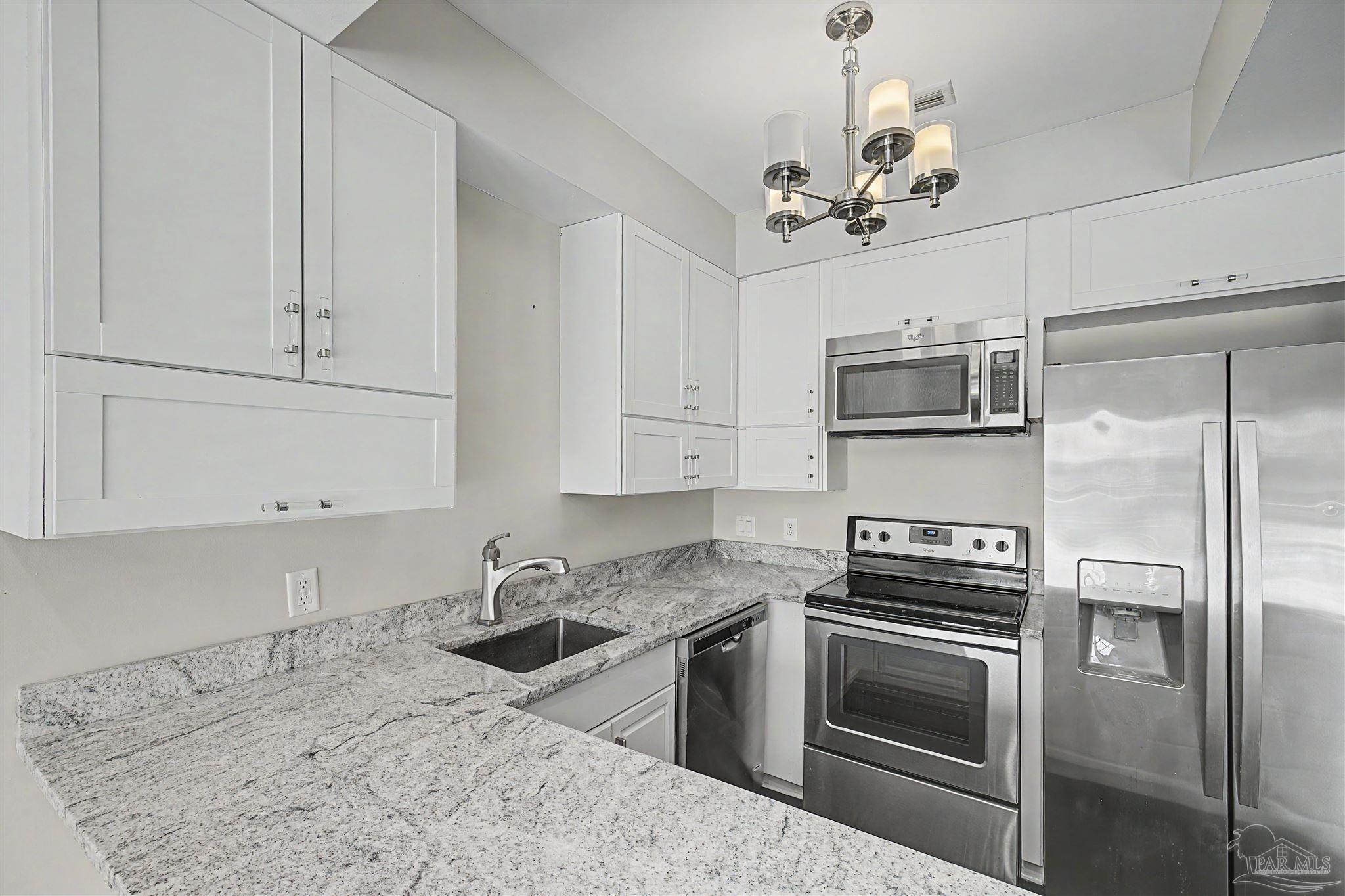 42 Baybridge Drive Gulf Breeze FL 32561