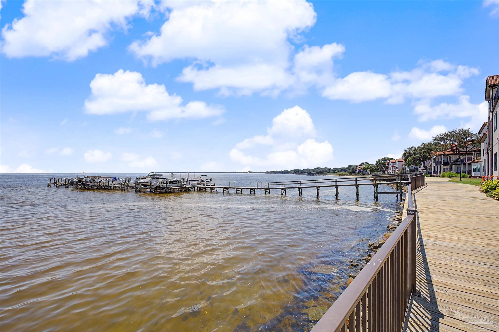 42 Baybridge Drive Gulf Breeze FL 32561
