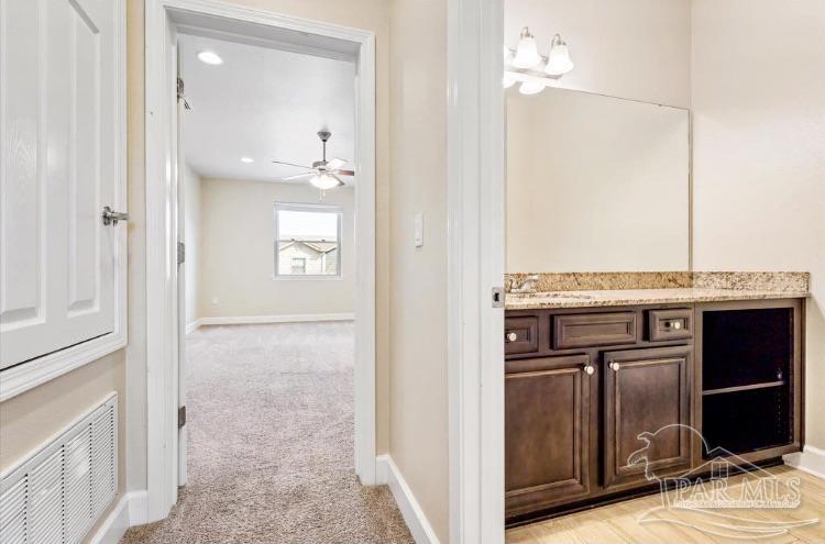 3501 Mossy Oak Villas Circle Pensacola FL 32514