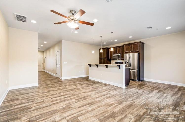3501 Mossy Oak Villas Circle Pensacola FL 32514