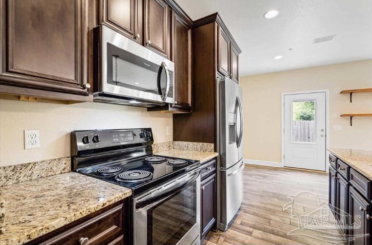 3501 Mossy Oak Villas Circle Pensacola FL 32514