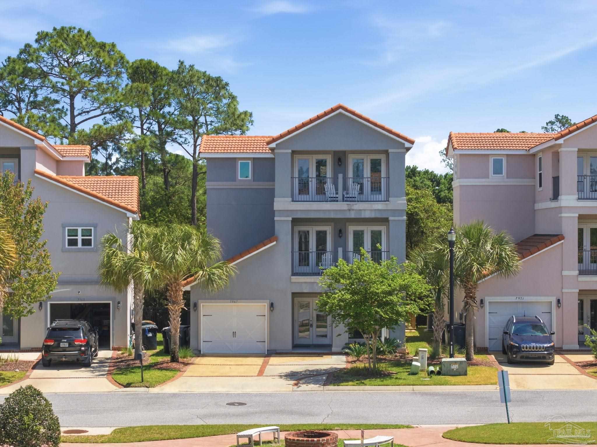7967 Double Gate Drive Pensacola FL 32507